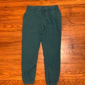 Texture is very nice. it’s from Old Navy and is a XS.